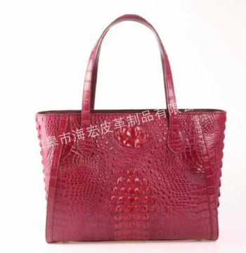 南通市高質量的鱷魚皮皮包批發,鱷魚皮皮包款式多